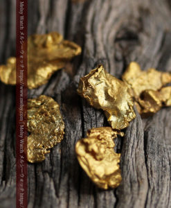 1.98gのやや粒の大きな薄片金・自然金5点-G0430-4