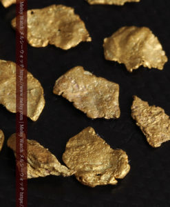 4.04gのやや粒の大きな薄片金・自然金18点-G0431-11