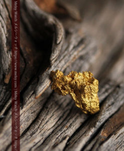 1.77gの複雑で繊細な形を楽しめる自然金-G0436-5