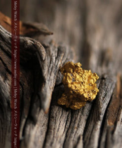 2.84gの天然の粗削りな美しさがある自然金-G0438-6