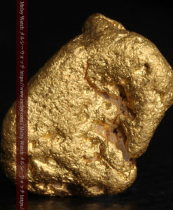 3.14gの少しいびつな豆のような形の自然金-G0439-3