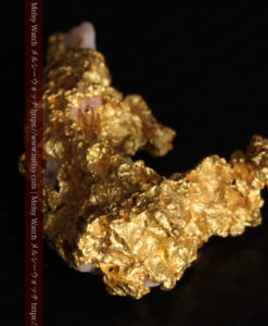 3.04gの咆哮する黄金色に輝く竜のような形の自然金-G0443-15