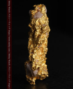 3.04gの咆哮する黄金色に輝く竜のような形の自然金-G0443-3